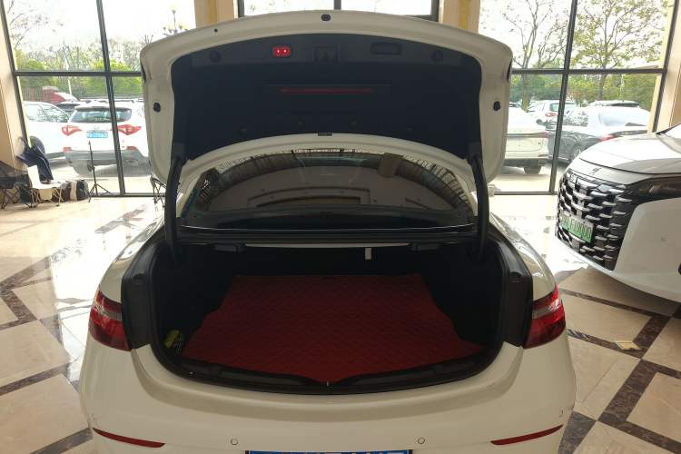 Used Mercedes-Benz E-Class 2019 E 200 Coupe
