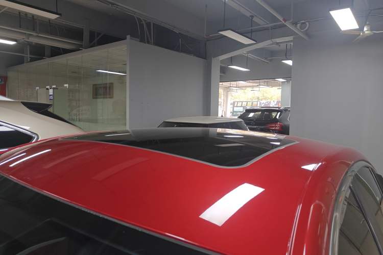 Used MG 5 2021 Revised Version 180 DVVT CVT Youth Luxury Edition Roof