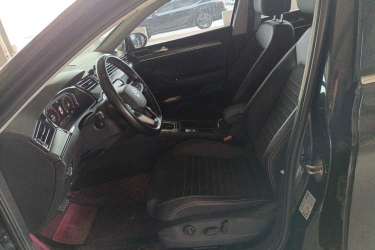 Used Volkswagen Magotan 2021 330TSI DSG 30th Anniversary Edition