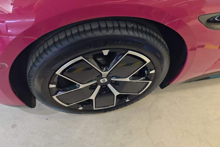 Used Xiaomi Auto SU7 2024 Rear-Drive Ultra-Long Range Advanced Pro-Level Intelligent Driving Version