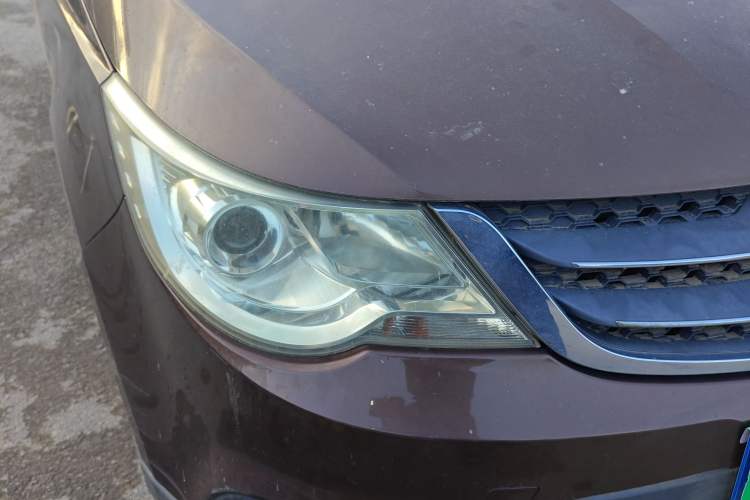 Used Baojun 730 2014 1.5L manual Comfort version 7 seats