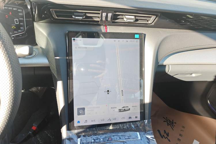 Used Hongqi H5 2024 1.5T DCT Smart Connect Flagship Edition
