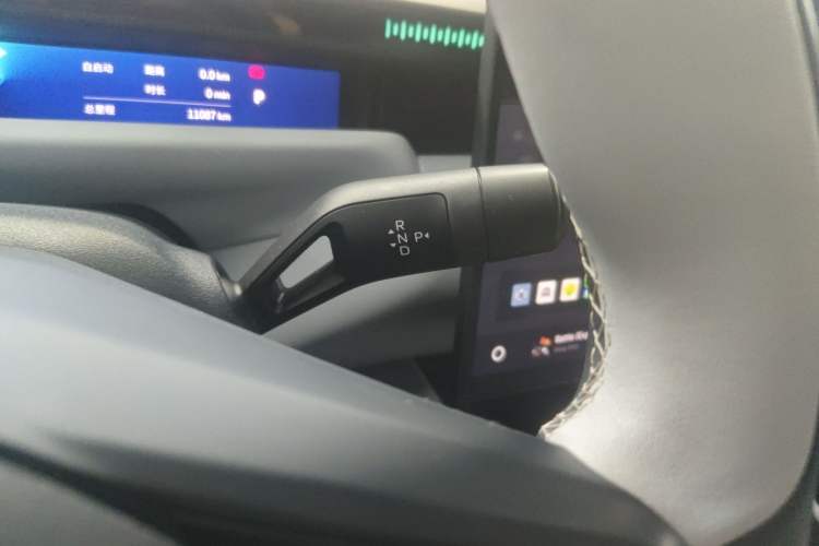 Used Lynk & Co Z10 2025 95 kWh 702 km All-Wheel Drive Intelligent Driving Ultra Gear Lever