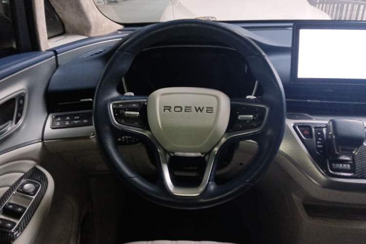 Used Roewe iMAX8 2022 400TGI Prestige Edition
