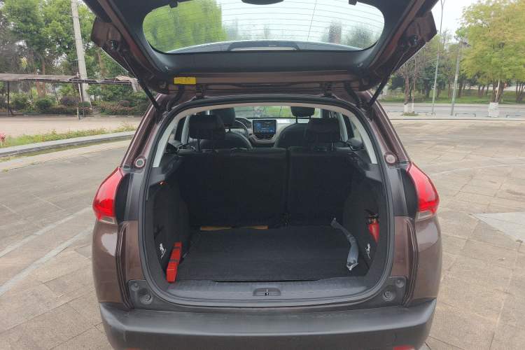 Used Peugeot 2008 2014 1.6L Automatic Navigation Edition
