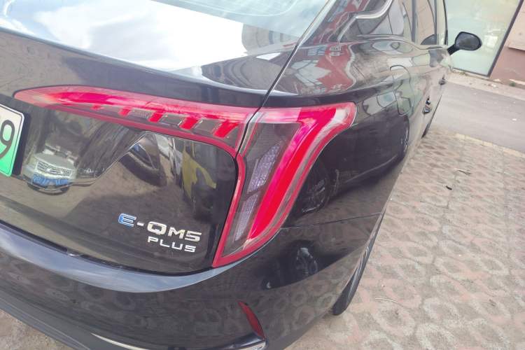 Used Hongqi E-QM5 2024 610 km PLUS