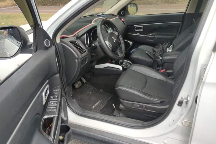 Used Mitsubishi ASX 2018 2.0L CVT Two-Wheel Drive Deluxe Edition