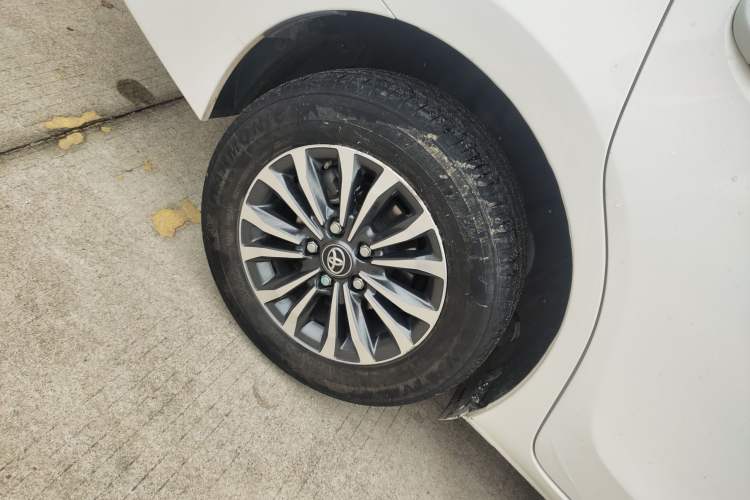 Used Toyota Corolla 2017 Revised Version 1.2T S-CVT GL