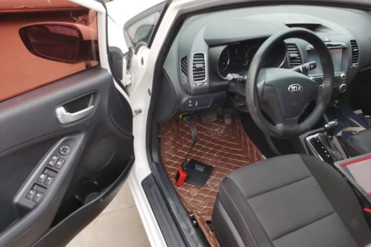 Used Kia K3 2016 1.6L Automatic with Sunroof
