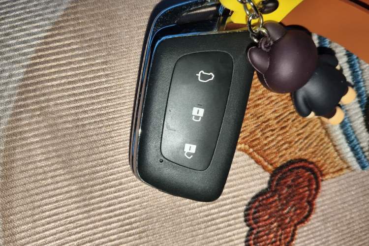 Used Baojun KiWi EV 2021 Designer Lithium Iron Phosphate
