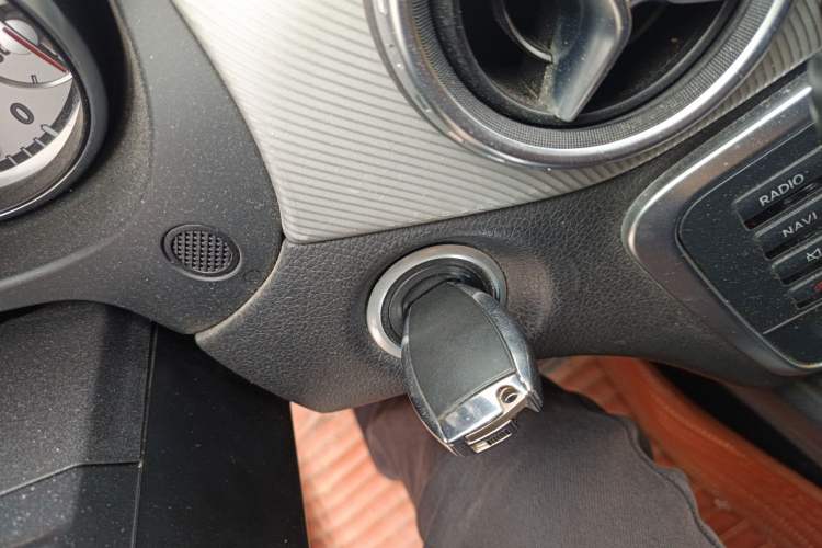 Used Mercedes-Benz GLA 2015 GLA 200 Sport Edition Vehicle Key