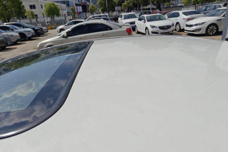 Used Haima Fumei 2016 1.6L Manual Prestige Model Upgrade Roof