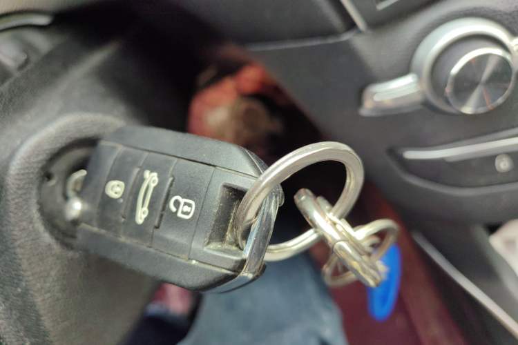 Used Peugeot 408 2015 1.2T Automatic Luxury Edition