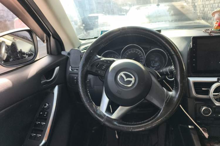 Used Mazda CX-5 2015 2.0L Automatic Two-Wheel Drive Urban Version Steering Wheel