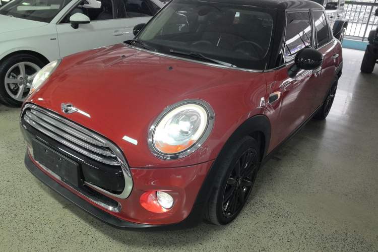 Used MINI 2016 1.5T COOPER Pioneer Edition Five-Door Model