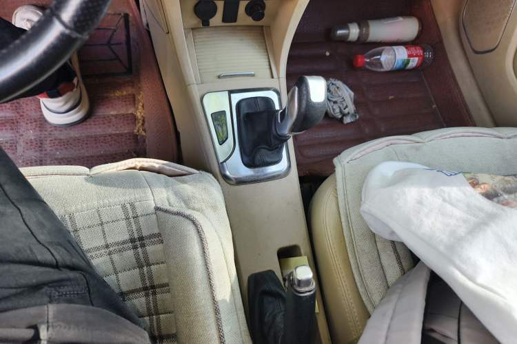 Used Great Wall C30 2015 1.5L AMT Luxury Model Gear Lever