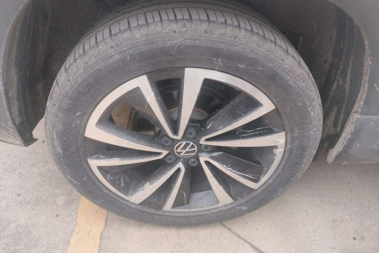 Used Volkswagen Tharu 2021 280TSI Two-Wheel-Drive Luxury Plus Edition
