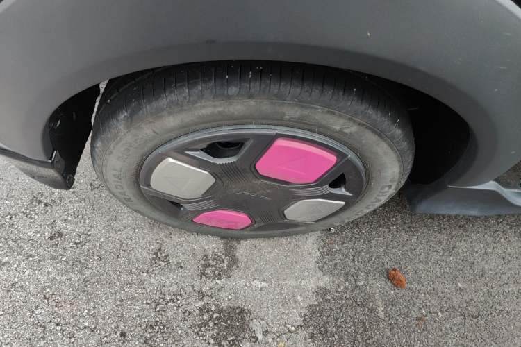 Used Geely Galaxy Panda 2025 210km Panda Kart Right Rear Wheel Hub