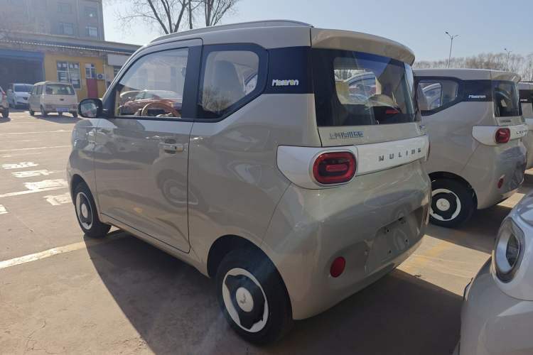 Used Wuling Hongguang MINIEV 2024 3rd Generation 215km Youth Edition