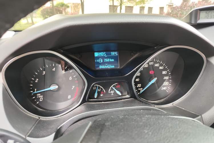 Used Ford Focus 2012 Sedan 1.6L Automatic Fashion Edition