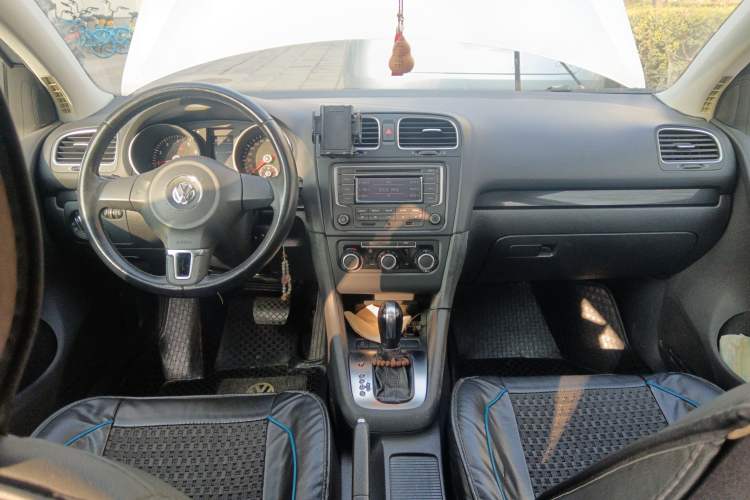 Used Volkswagen Golf 2012 1.6L Automatic Comfort Model
