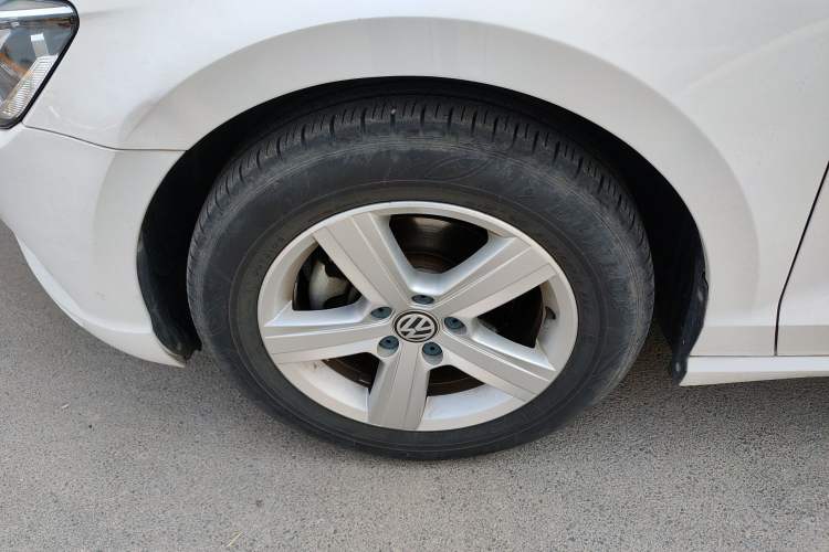 Used Volkswagen Lamando 2018 230TSI DSG Fashion Edition Left Front Wheel Hub