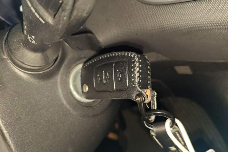 Used Ford Fiesta 2013 Hatchback 1.5L Automatic Fashion Edition Vehicle Key