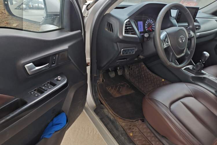 Used Great Wall Wingle 7 2019 2.0T Diesel Two-Wheel Drive Elite Version China VI Standard Big Double Cabin GW4D20M