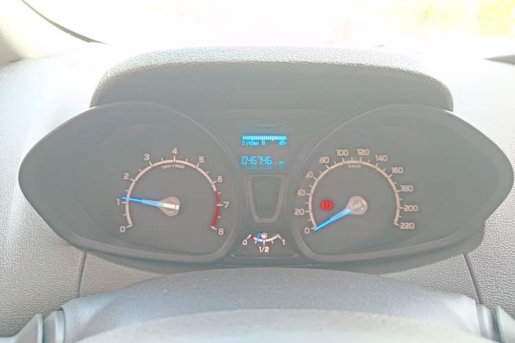 Used Ford EcoSport 2017 1.5L Manual Comfort Model Instrument Cluster