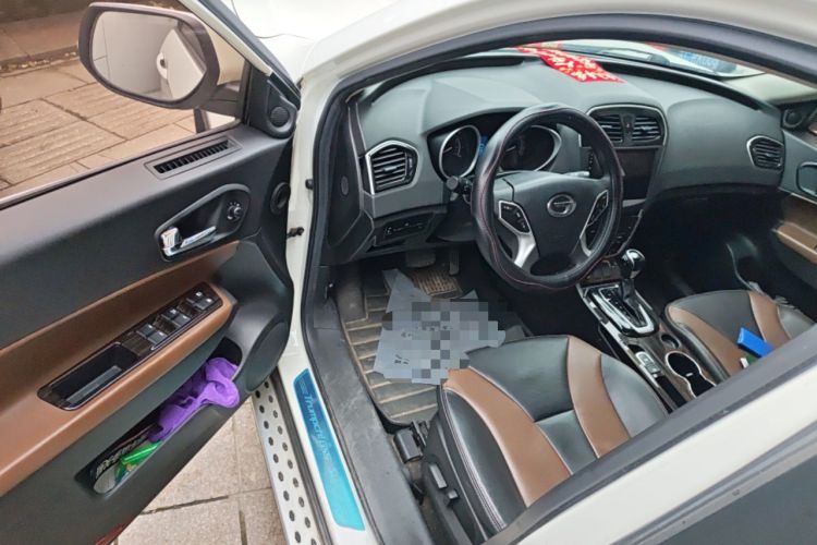 Used GAC Trumpchi GS5 Super 2015 1.8T Automatic Two-Wheel Drive Luxury Edition Driver Seat