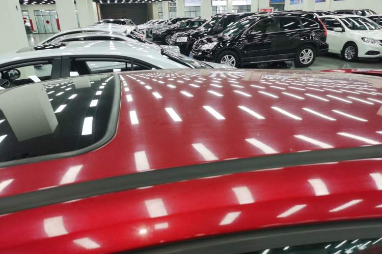 Used Ford Focus 2012 Hatchback 2.0L Automatic Luxury Sport Model Roof