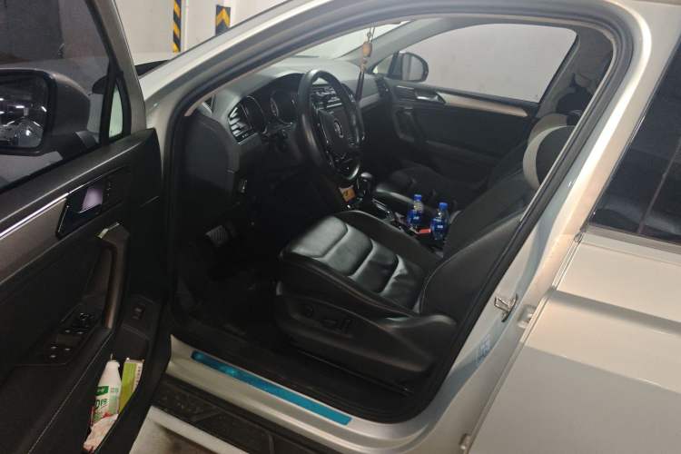 Used Volkswagen Tiguan L 2019 330TSI Automatic Two-Wheel Drive Smart Luxury Version China V Emission Standard