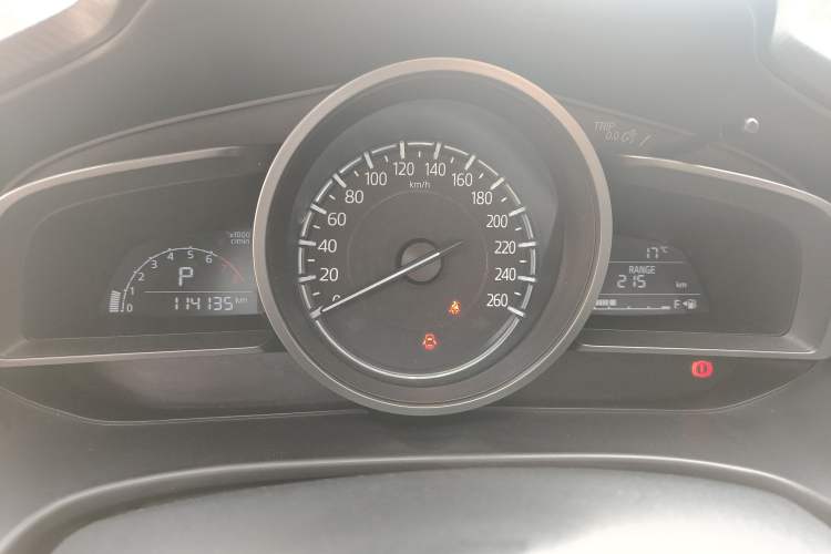 Used Mazda 3 Axela 2017 Sedan 1.5L Automatic Comfort Model Emission Standard China V
