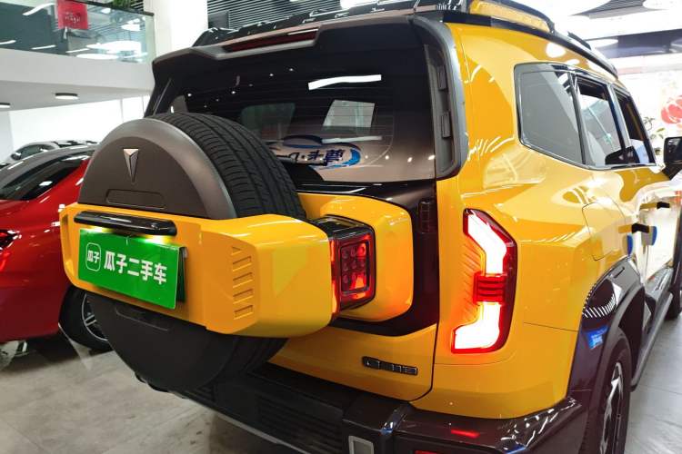 Used Deepal G318 2025 Worry-Free Cross-Country Edition Four-Wheel Drive Distant Mountains Version Exterior 4