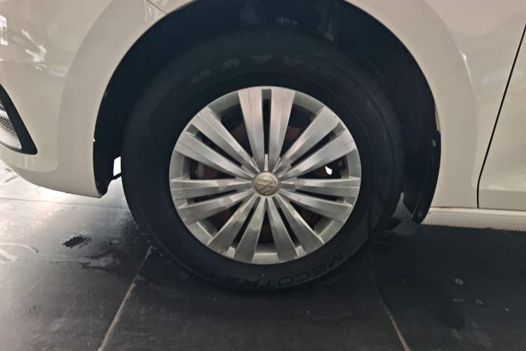 Used Volkswagen Santana 2021 1.5L Manual Fashion Edition Exterior 4