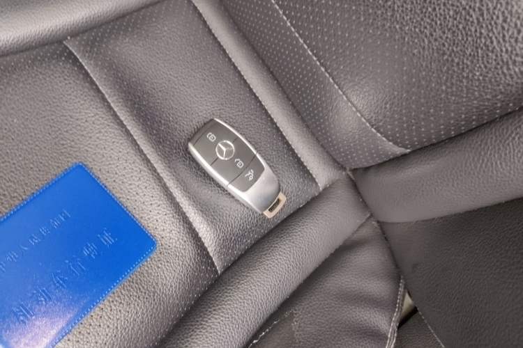 Used Mercedes-Benz C-Class 2020 C 260 L Sport Edition Vehicle Key