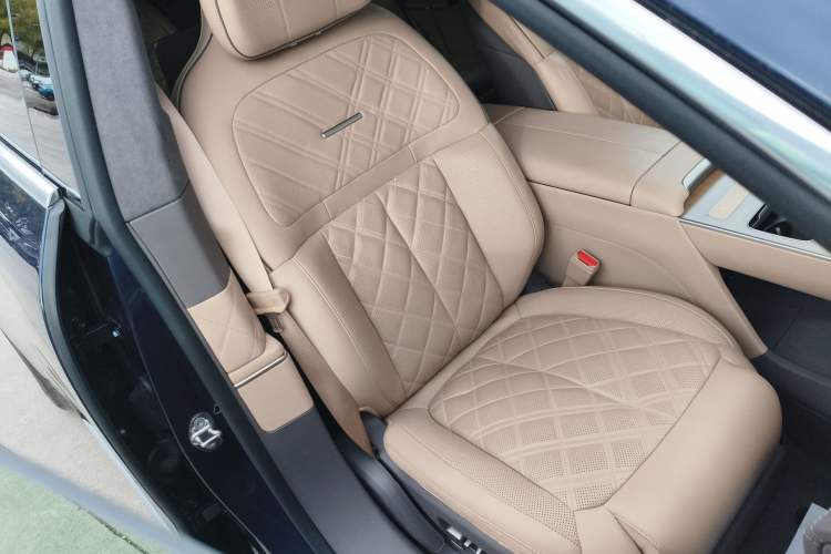 Used Nio ET9 2025 100 kWh