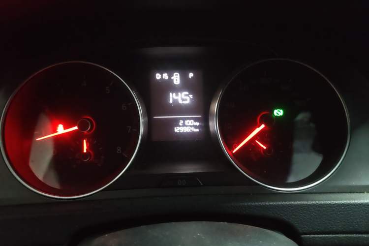 Used Volkswagen Golf 2016 1.6L Automatic Fashion Model
