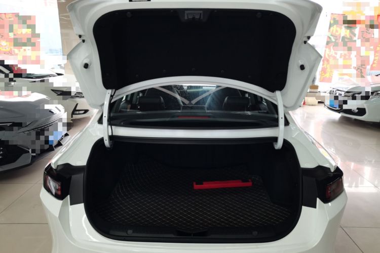 Used CHANGAN Eado 2025 Blue Whale 1.5T 500Bar Prestige Model
