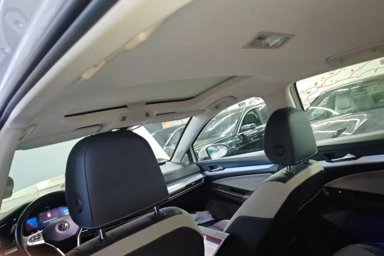 Used Volkswagen Golf 2021 280TSI DSG Pro Headliner