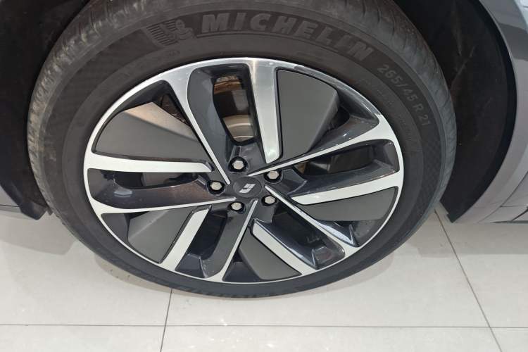 Used Li Auto L9 2023 Pro Model
