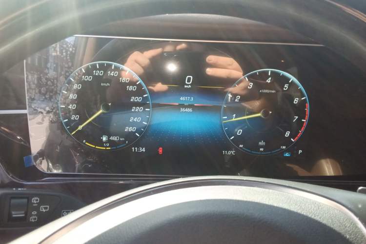 Used Mercedes-Benz Vito 2023 2.0T Business Version 7 Seats Instrument Cluster