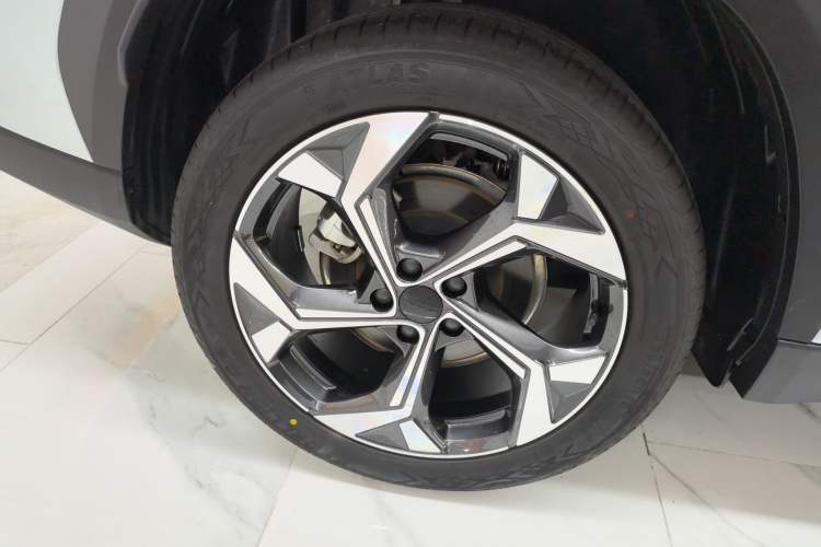 Used Geely Auto FX11 2023 1.5TD DCT Prestige Edition