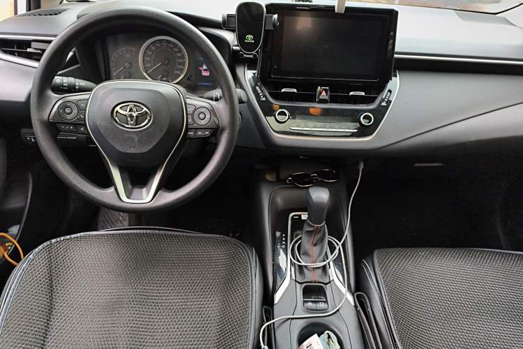 Used Toyota Corolla 2021 1.2T S-CVT Elite PLUS Edition Center Console