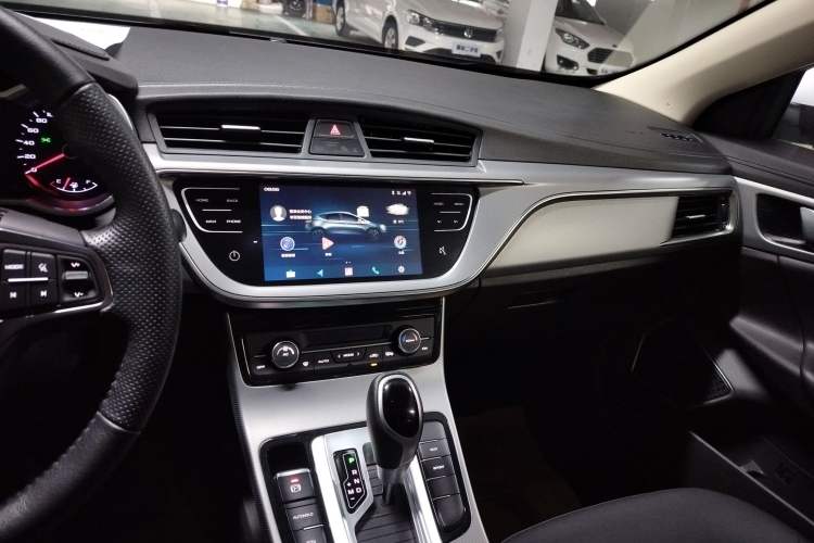 Used Geely Auto Emgrand GL 2017 1.8L DCT Elite Model
