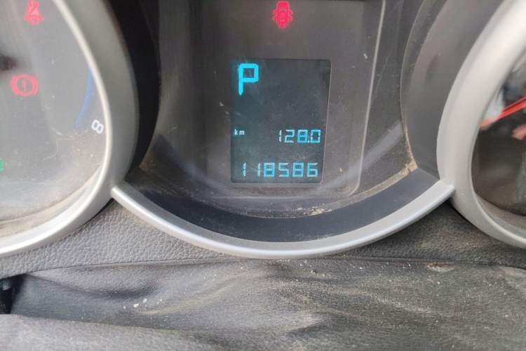 Used Chevrolet Cruze 2013 Hatchback 1.6L Automatic Luxury Model
