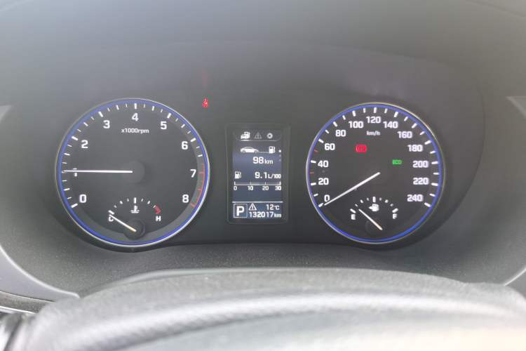 Used Hyundai Mistra 2014 1.8L Automatic Smart GLS Instrument Cluster