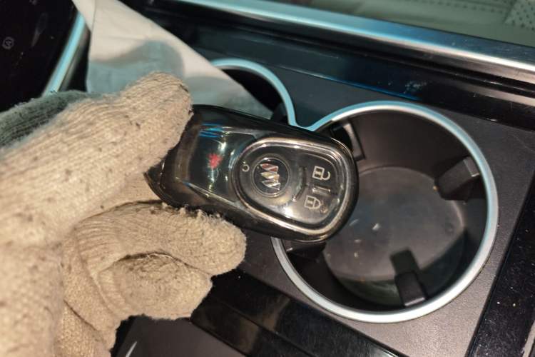 Used Buick GL8 2020 ES Land Cruiser 653T Comfort Edition