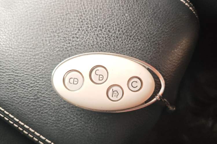 Used BYD Song MAX 2017 1.5T Automatic Smart Connect Luxury 7-Seater
