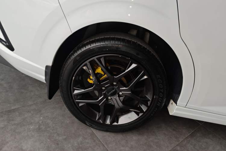 Used Dongfeng Aeolus Yixuan 2023 Mach Edition 1.5T Automatic Dream-Chasing Rider Version
